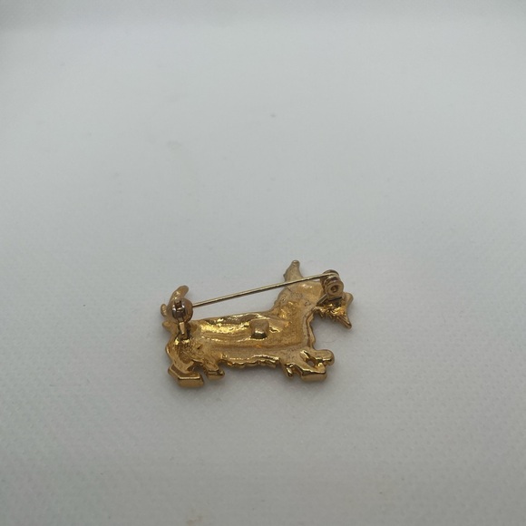 Gold and Red Scottie Dog Brooch - Picture 3 of 5
